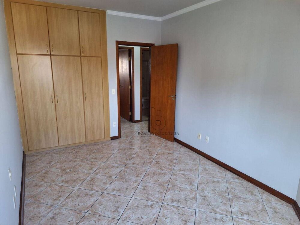 Apartamento à venda com 3 quartos, 109m² - Foto 8