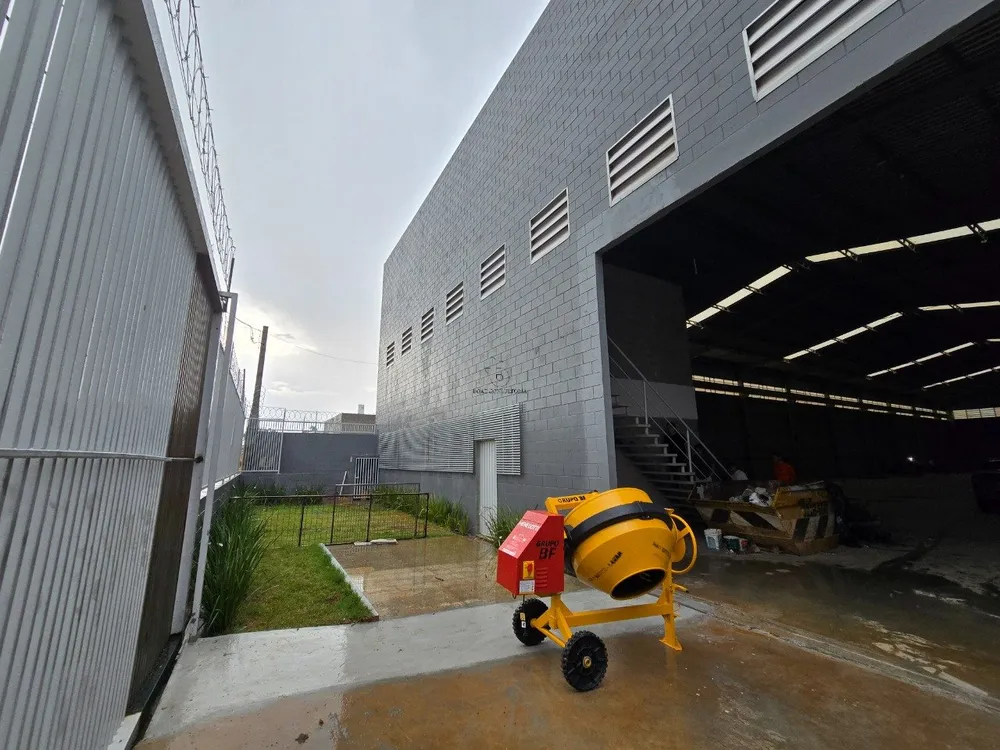 Depósito-Galpão, 1500 m² - Foto 1