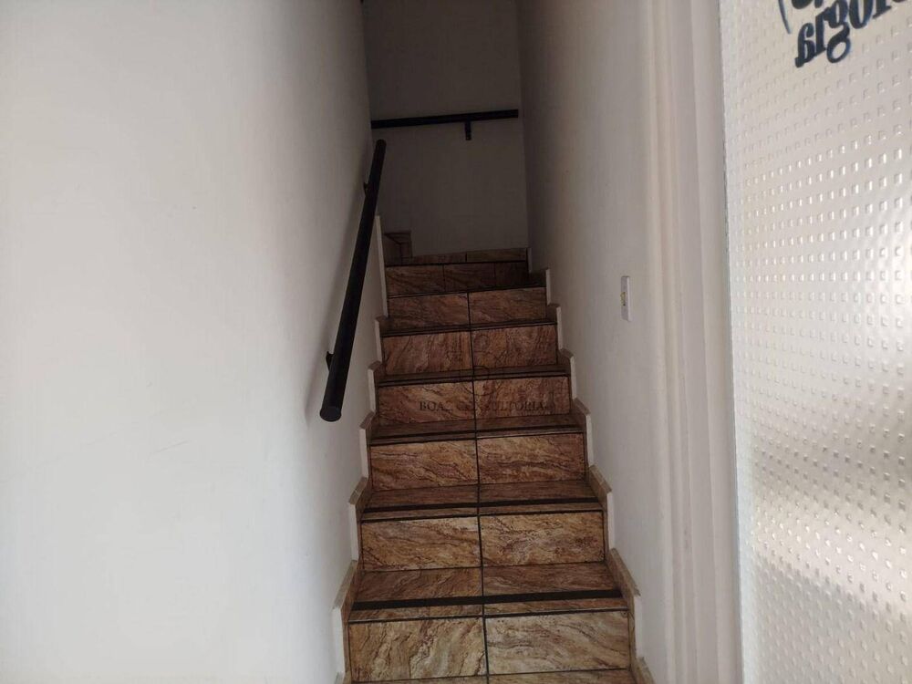 Sobrado para alugar com 3 quartos, 238m² - Foto 17