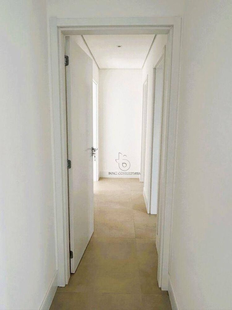 Apartamento à venda com 3 quartos, 131m² - Foto 2