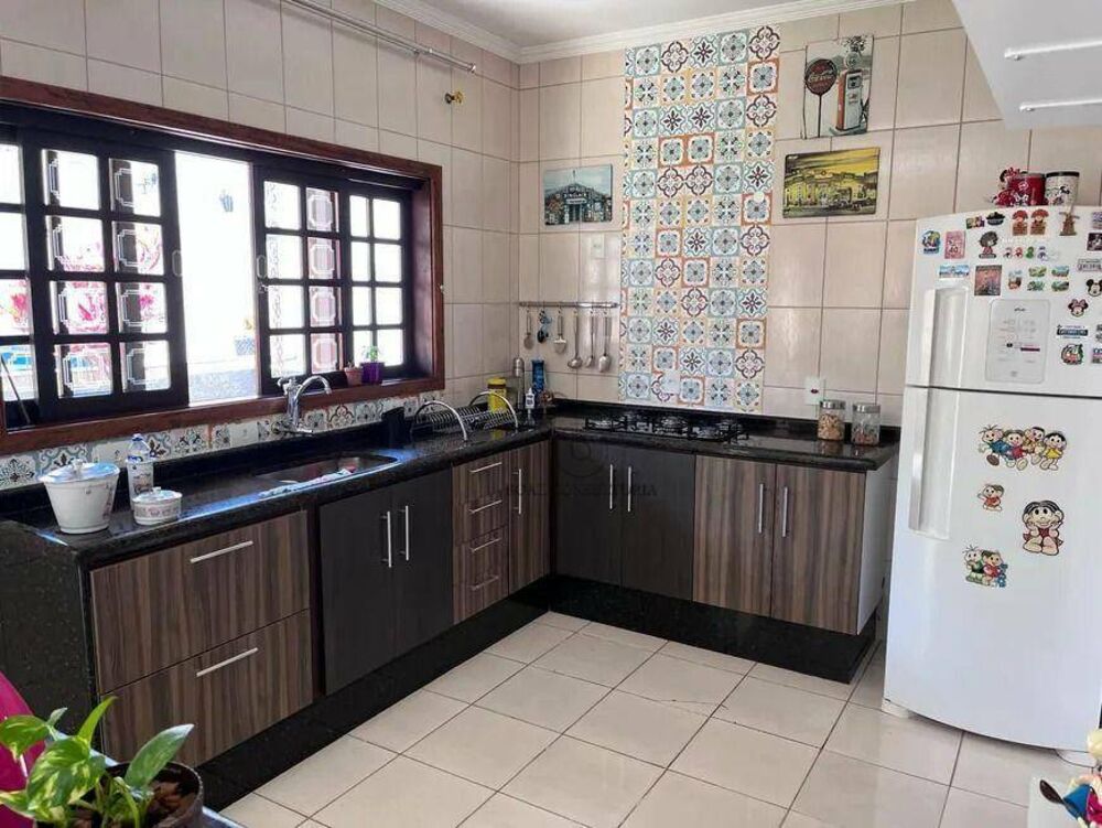 Casa, 3 quartos, 228 m² - Foto 31