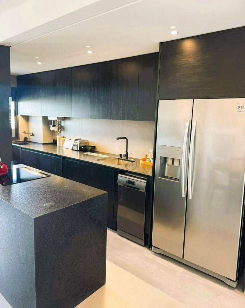 Apartamento à venda com 2 quartos, 70m² - Foto 2