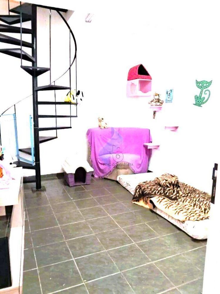 Casa à venda com 5 quartos, 264m² - Foto 17