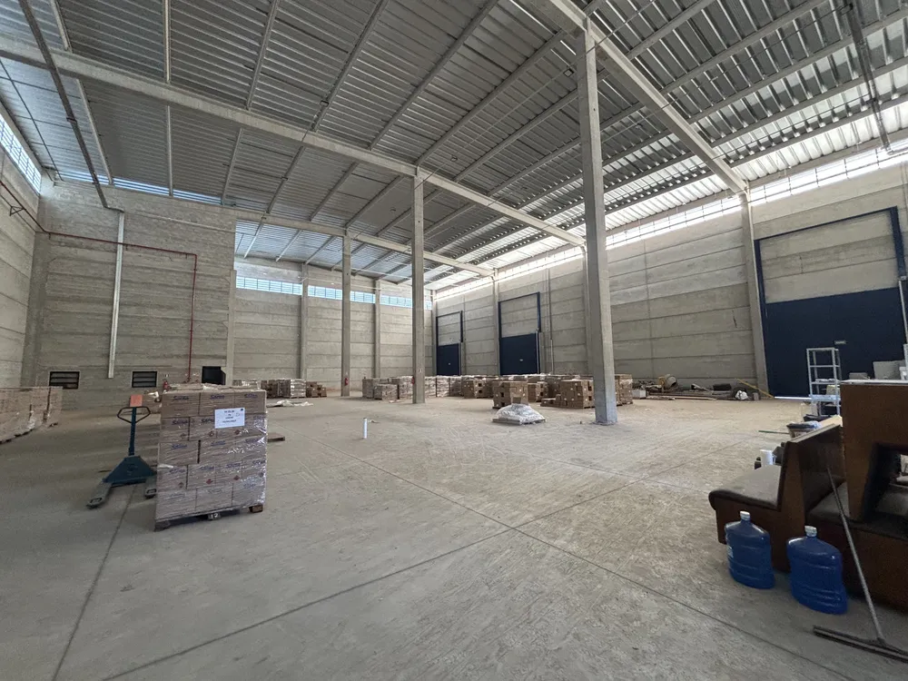 Depósito-Galpão, 1560 m² - Foto 1