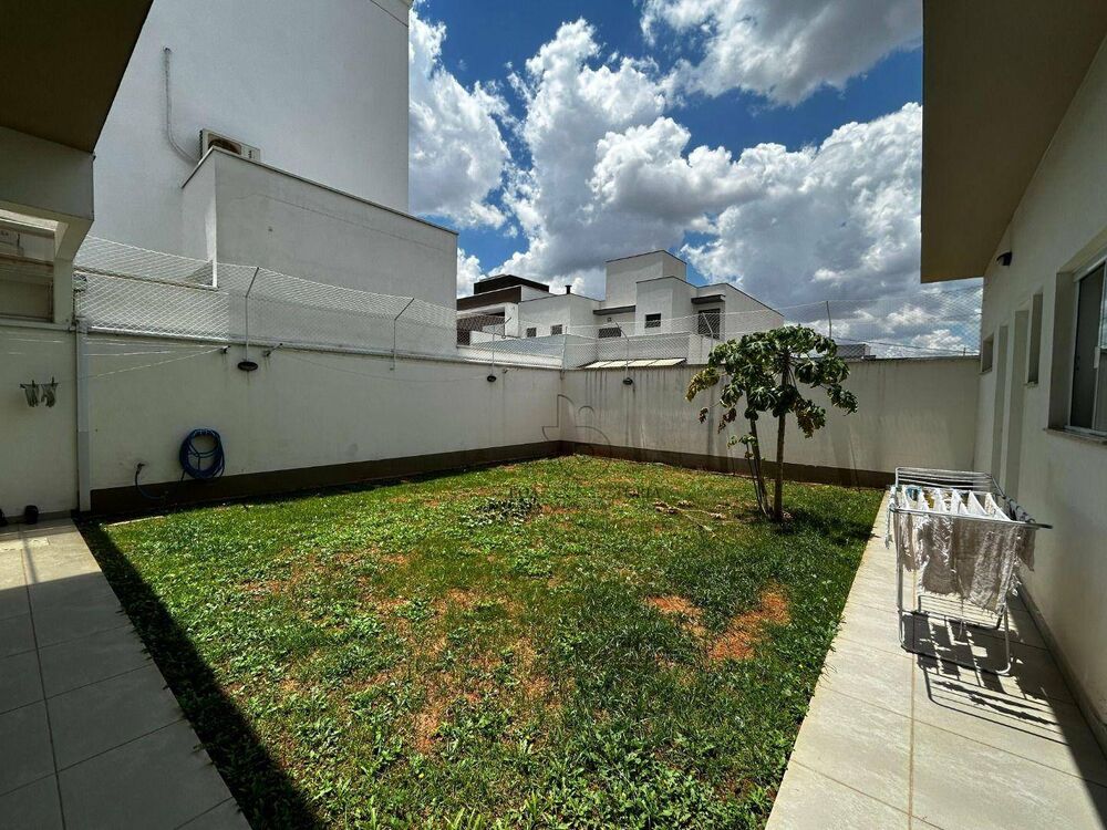 Sobrado, 3 quartos, 222 m² - Foto 1