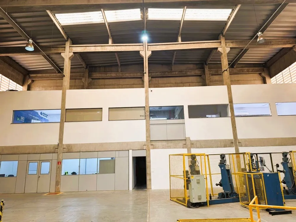Depósito-Galpão, 4222 m² - Foto 1
