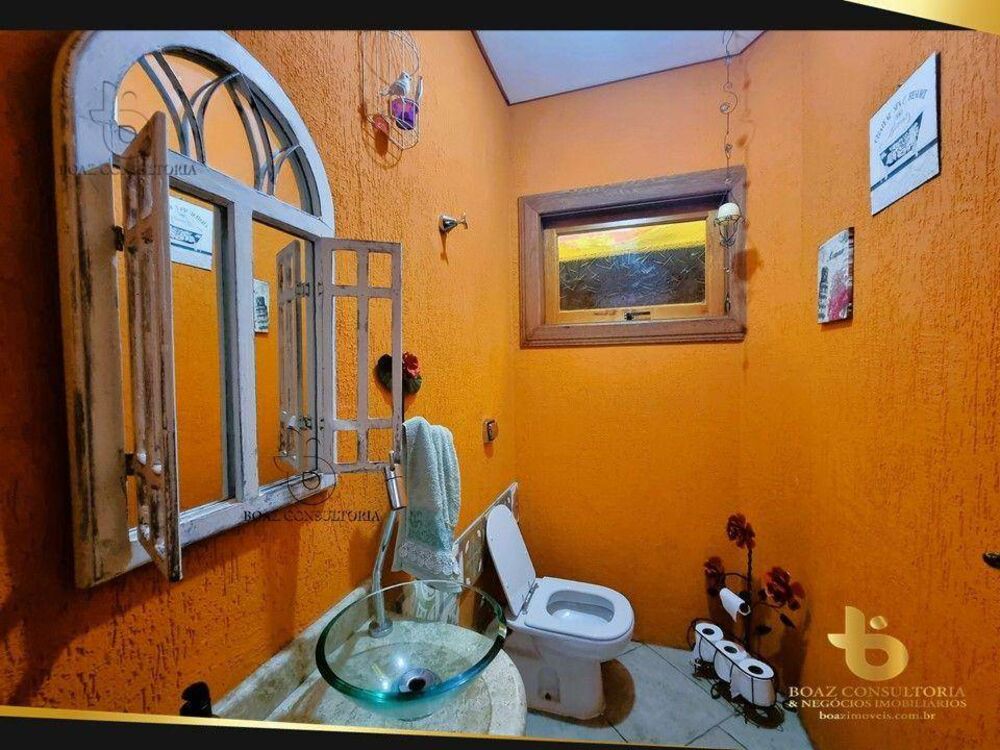 Casa de Condomínio à venda com 4 quartos, 290m² - Foto 3