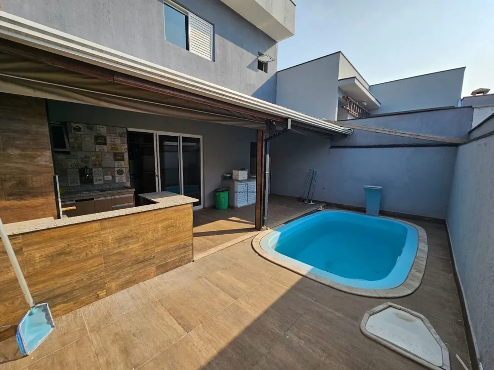 Casa, 3 quartos, 200 m² - Foto 14