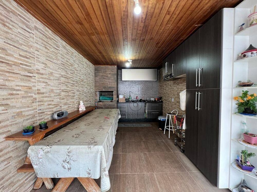 Casa, 3 quartos, 360 m² - Foto 1
