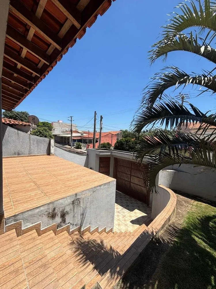 Casa, 3 quartos, 205 m² - Foto 1