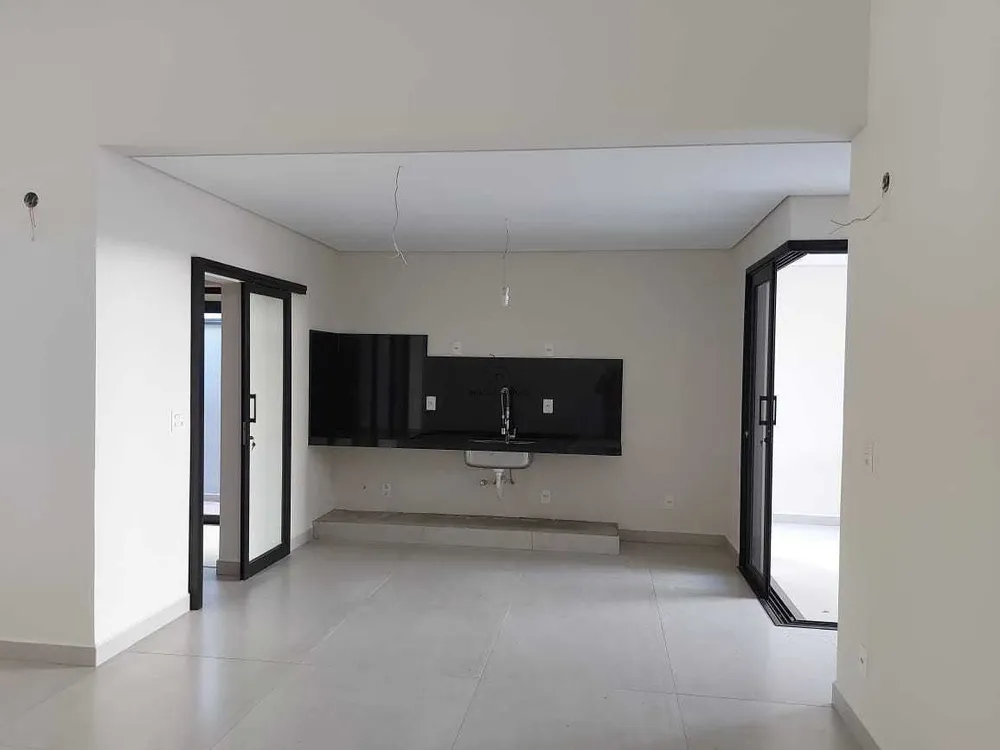 Casa, 3 quartos, 200 m² - Foto 3