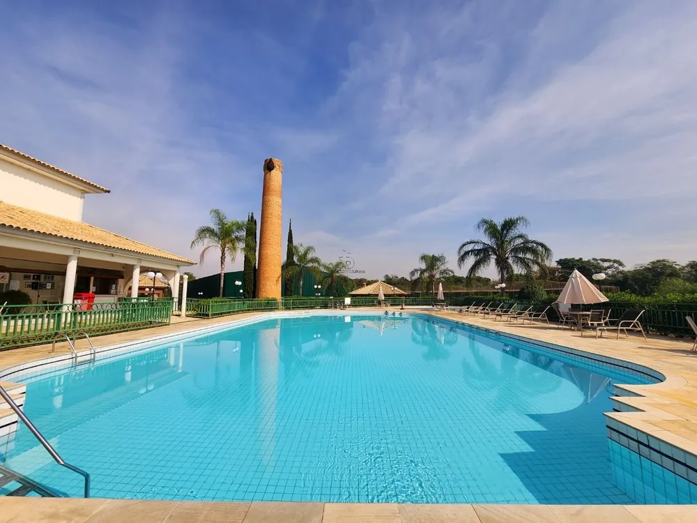 Casa, 3 quartos, 244 m² - Foto 1