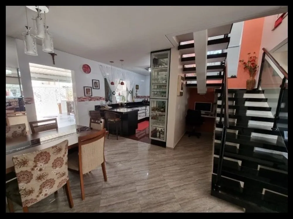 Casa, 3 quartos, 185 m² - Foto 10