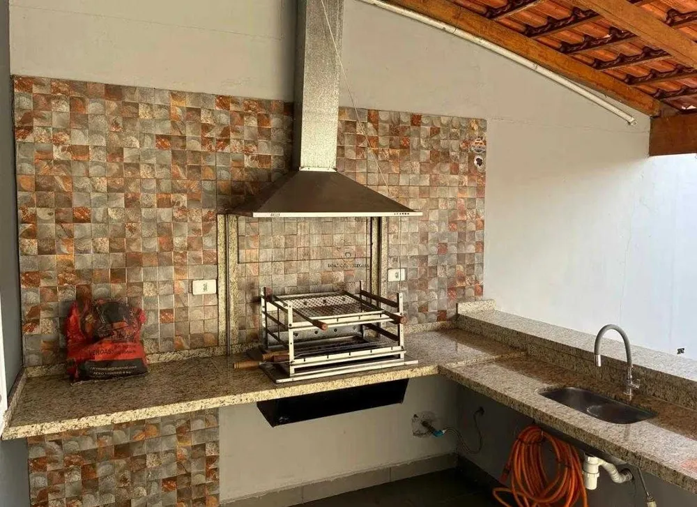 Casa, 3 quartos, 161 m² - Foto 2