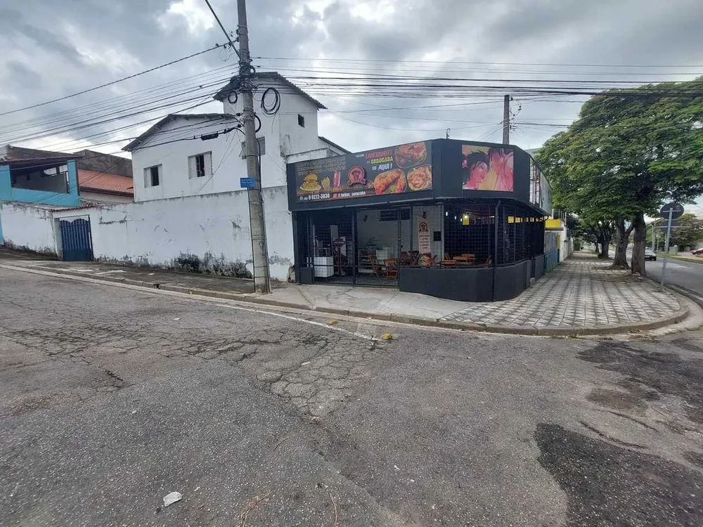 Sobrado, 3 quartos, 357 m² - Foto 2