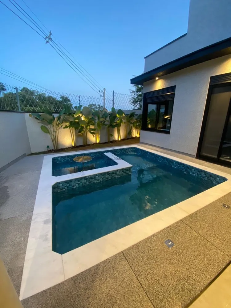 Casa, 3 quartos, 184 m² - Foto 2