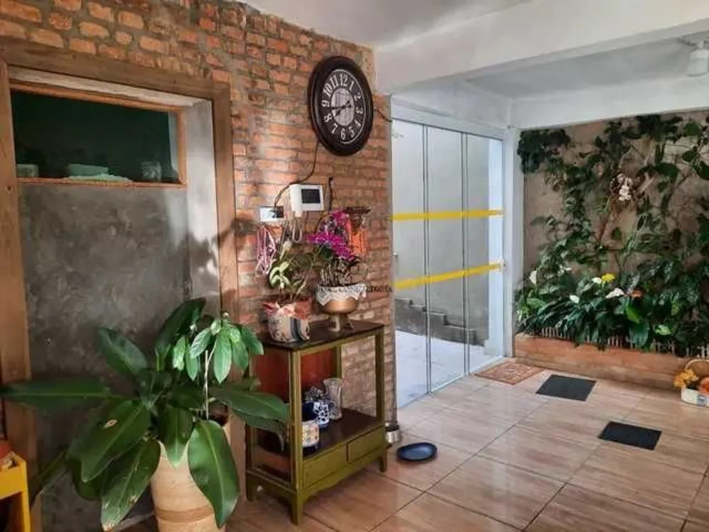Casa, 4 quartos, 240 m² - Foto 10