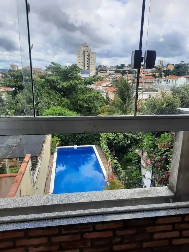 Casa, 4 quartos, 240 m² - Foto 1
