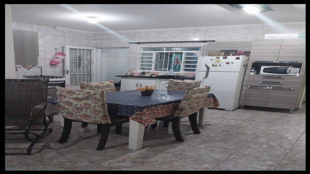 Casa à venda com 3 quartos, 110m² - Foto 2