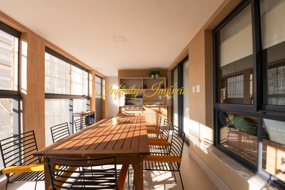 Apartamento, 3 quartos, 183 m² - Foto 2