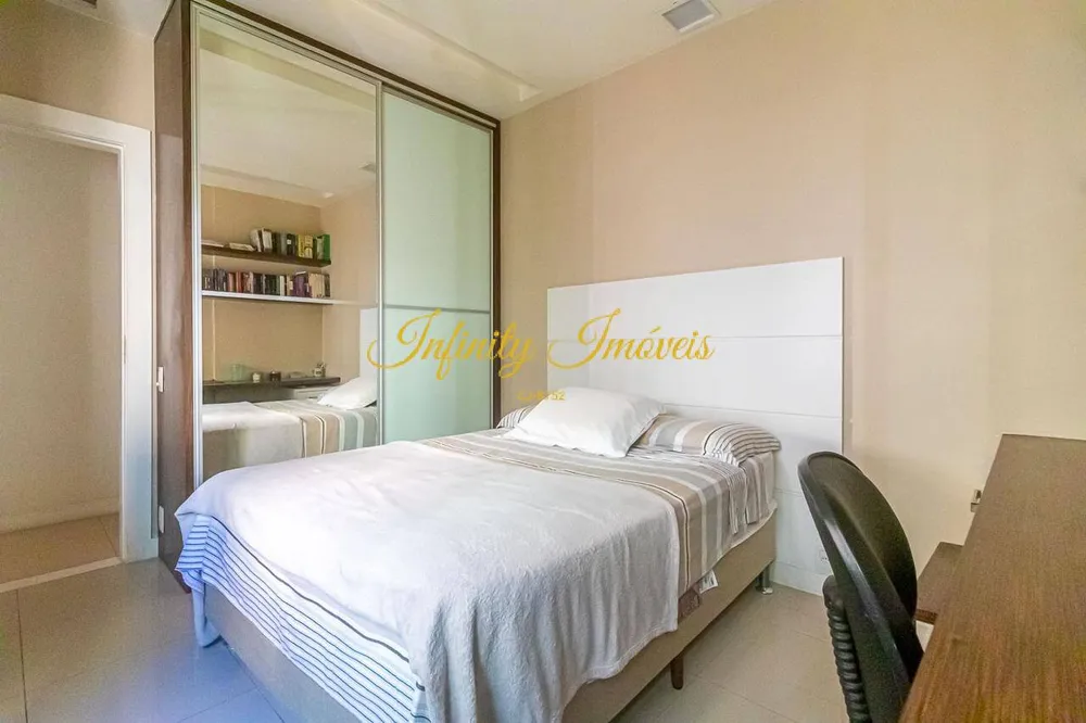 Apartamento, 3 quartos, 156 m² - Foto 32