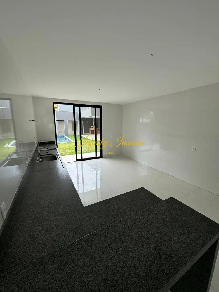 Casa, 4 quartos, 350 m² - Foto 17