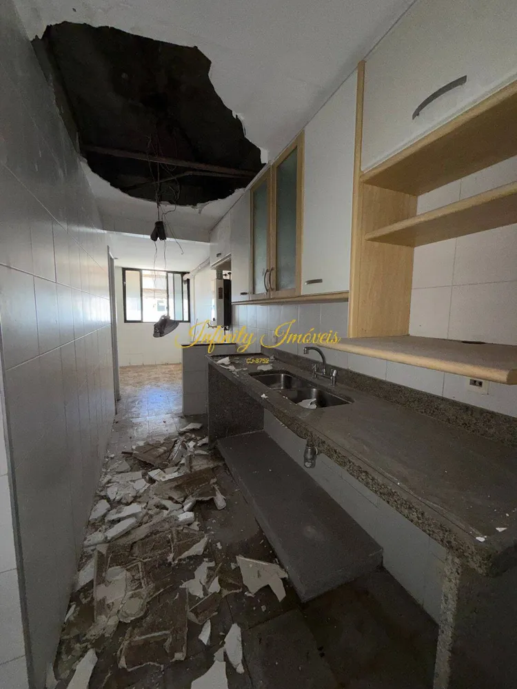 Apartamento, 3 quartos, 223 m² - Foto 10