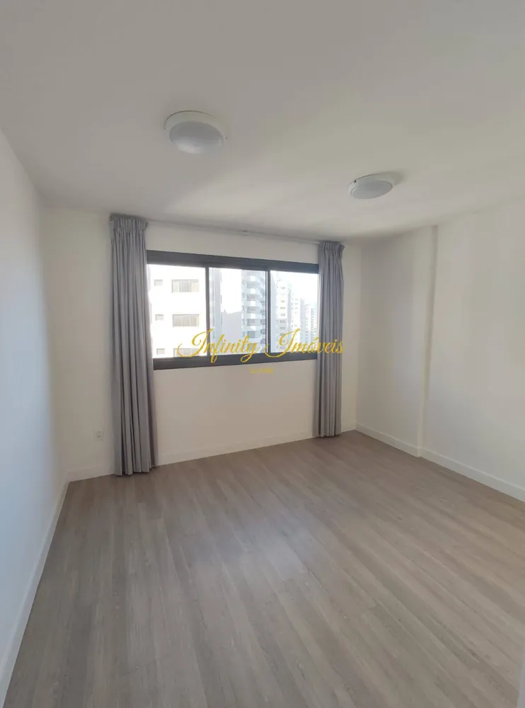 Apartamento, 3 quartos, 117 m² - Foto 1