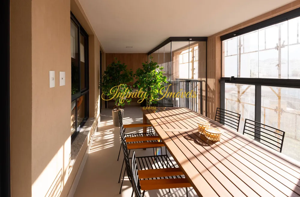 Cobertura, 3 quartos, 200 m² - Foto 1