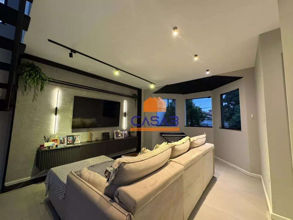 Casa, 5 quartos, 289 m² - Foto 7