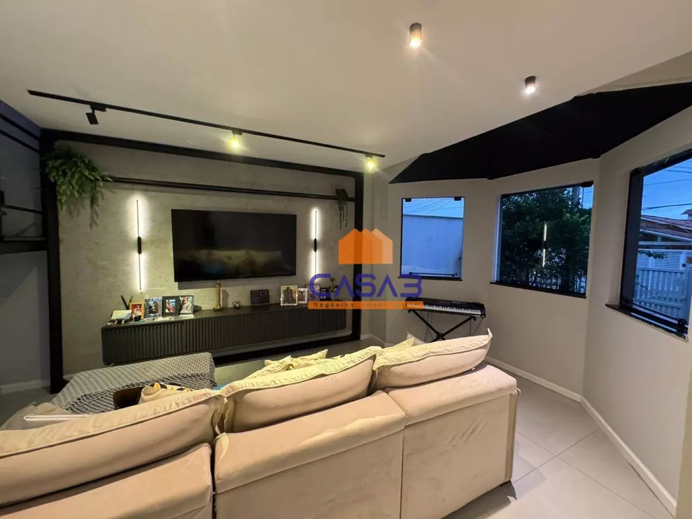 Casa, 5 quartos, 289 m² - Foto 6