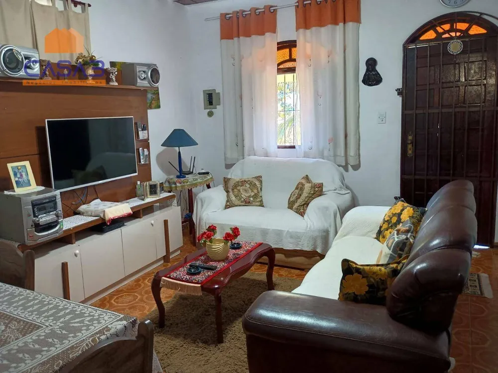 Casa, 5 quartos, 140 m² - Foto 2