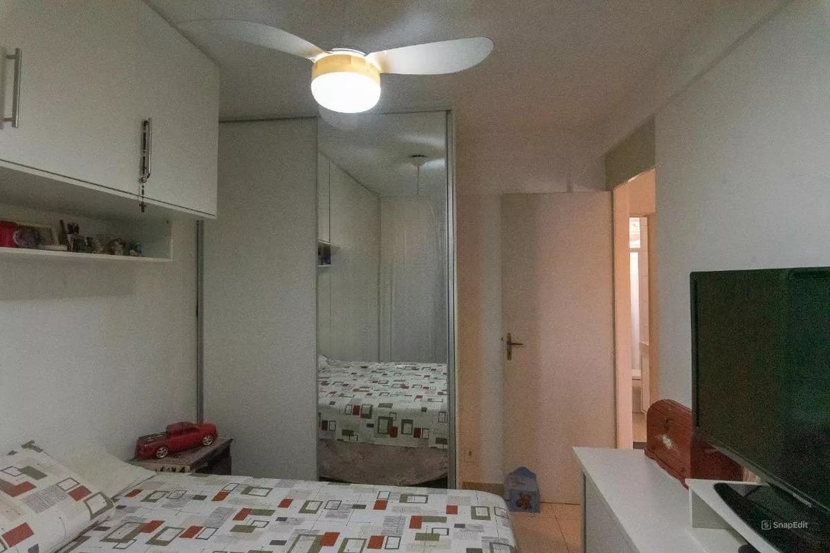 Apartamento à venda com 2 quartos, 63m² - Foto 10