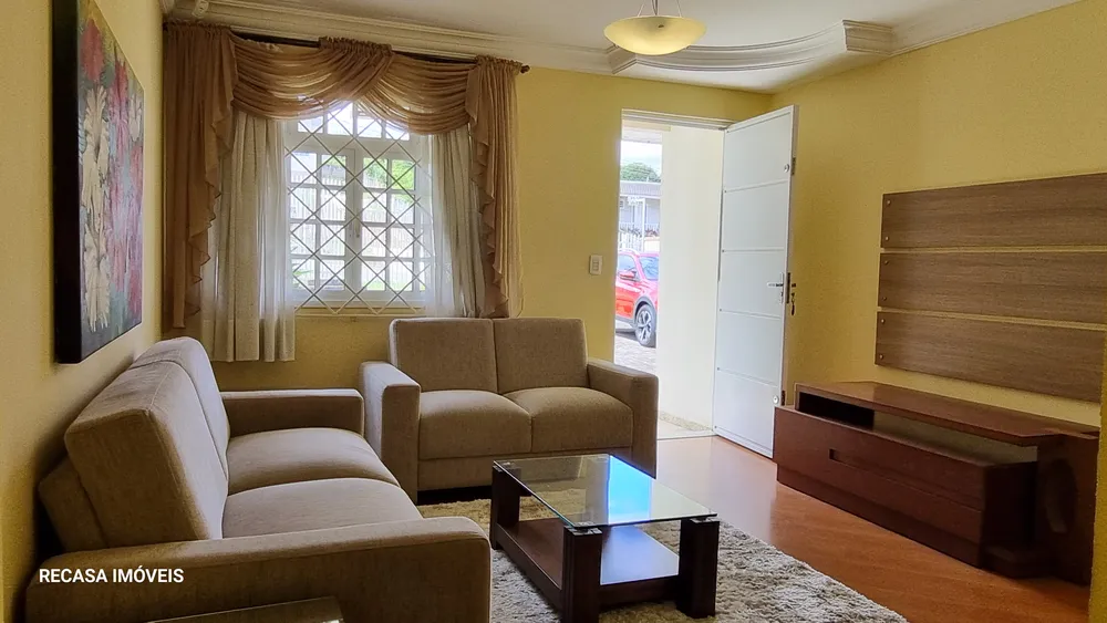 Casa, 3 quartos, 201 m² - Foto 2