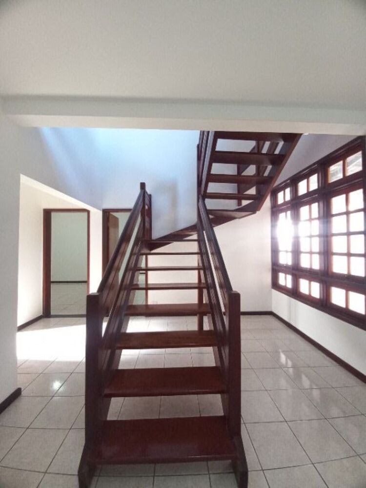 Casa, 4 quartos, 249 m² - Foto 4