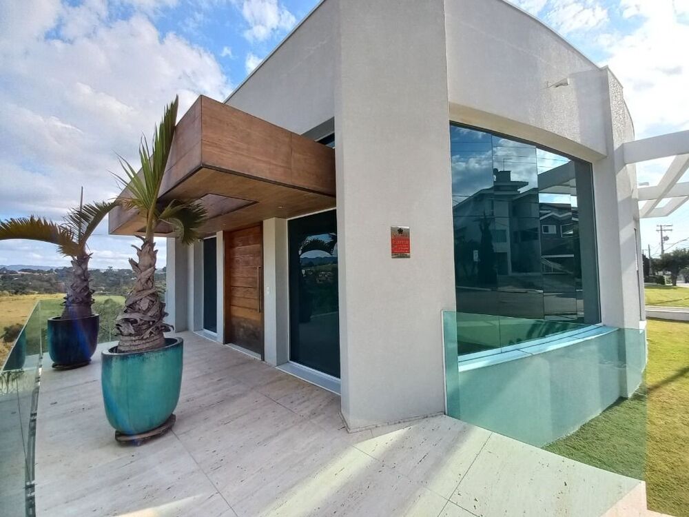 Sobrado, 3 quartos, 347 m² - Foto 2