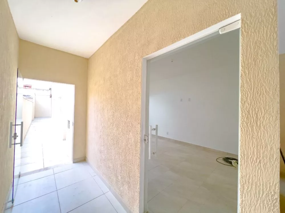 Sobrado à venda com 4 quartos, 200m² - Foto 3