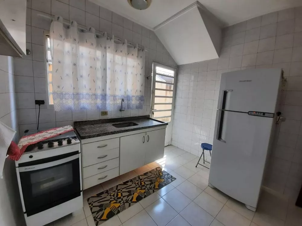 Casa à venda com 3 quartos, 93m² - Foto 4