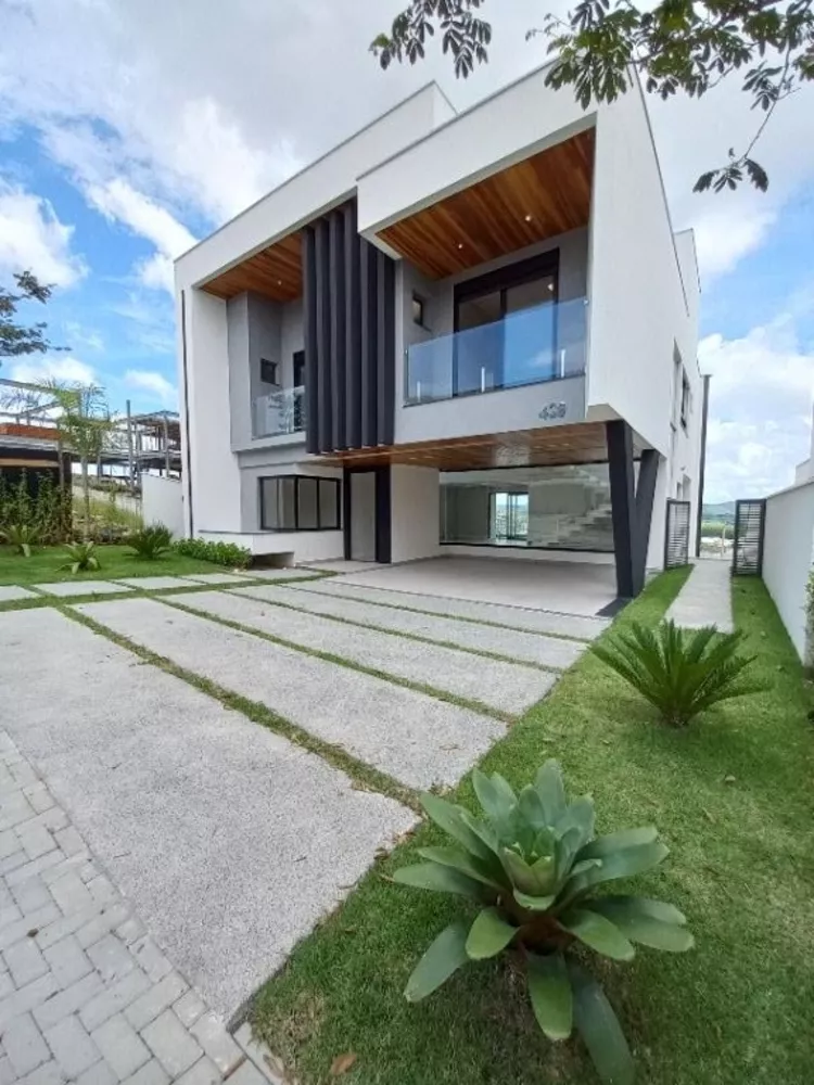 Sobrado à venda com 4 quartos, 470m² - Foto 4