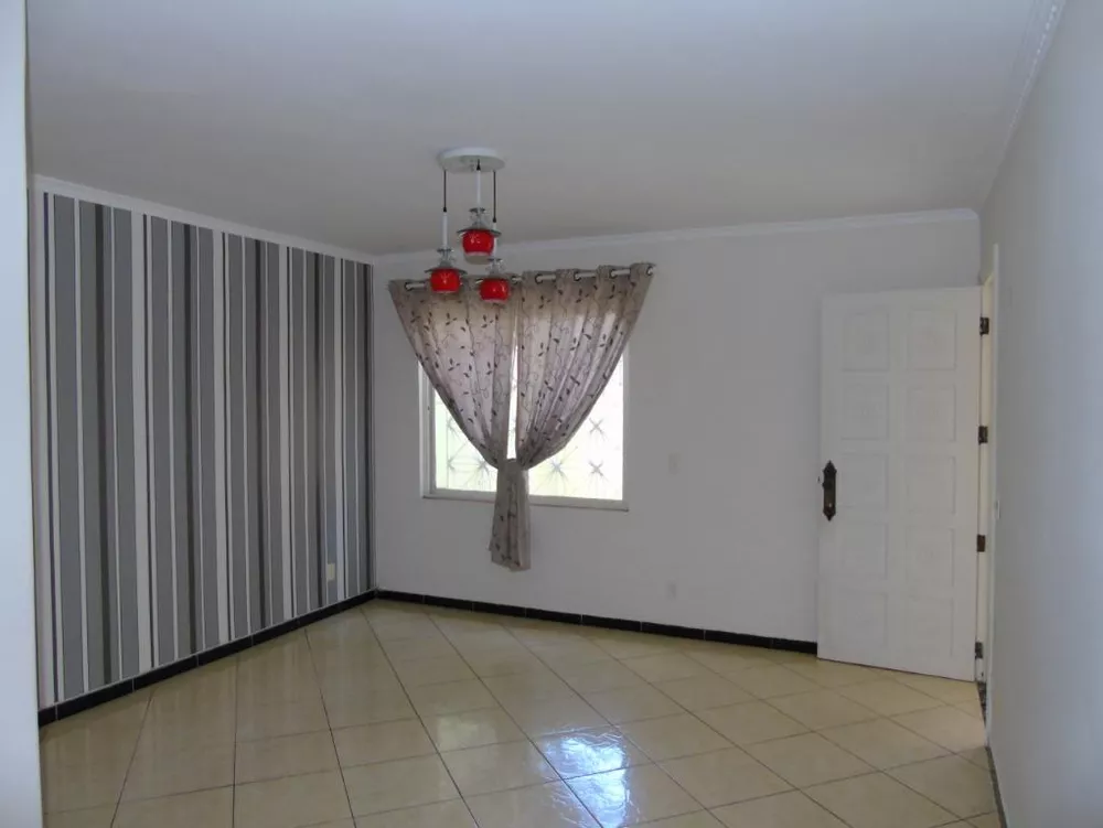 Sobrado à venda e aluguel com 4 quartos, 260m² - Foto 1