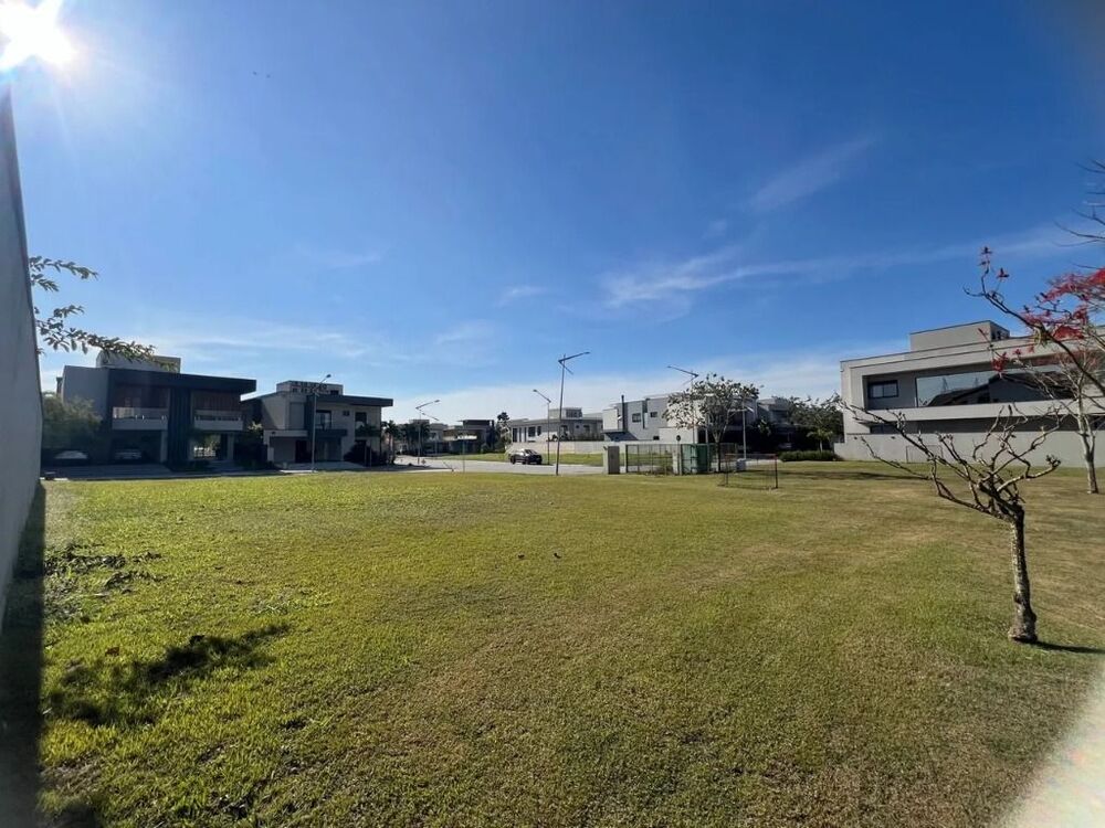Loteamento e Condomínio, 500 m² - Foto 1