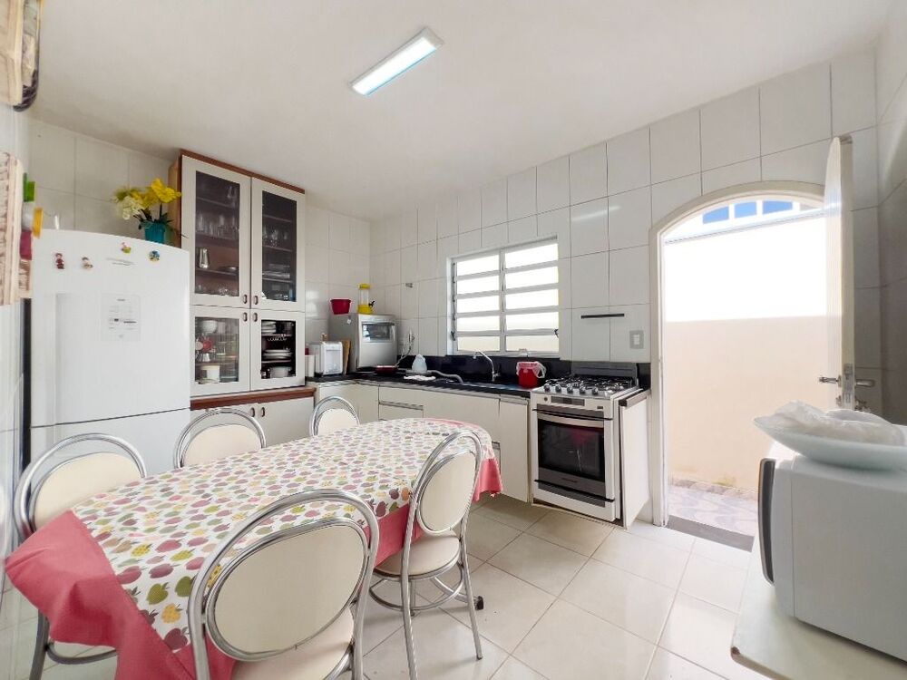 Casa, 3 quartos, 152 m² - Foto 4