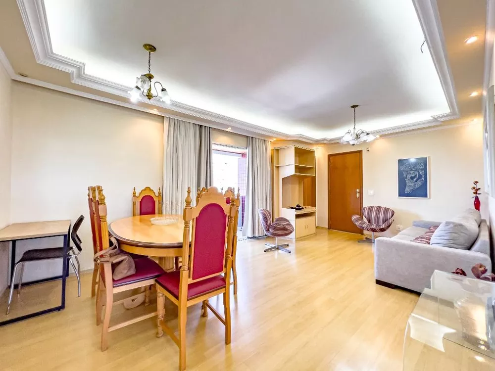 Apartamento à venda com 3 quartos, 117m² - Foto 1