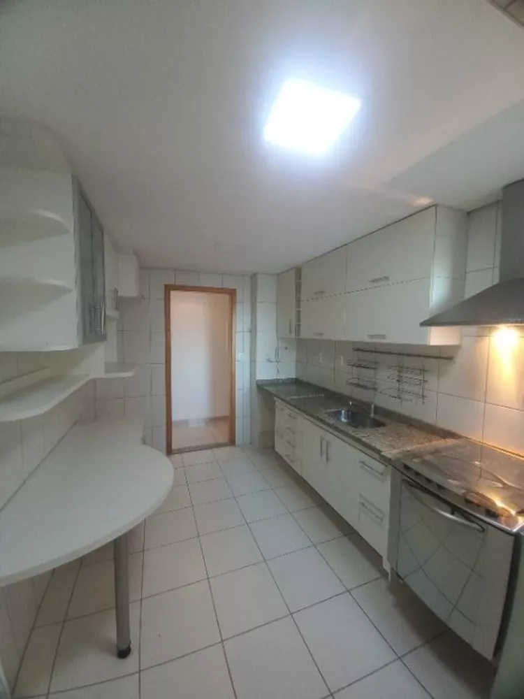 Apartamento à venda com 3 quartos, 95m² - Foto 10