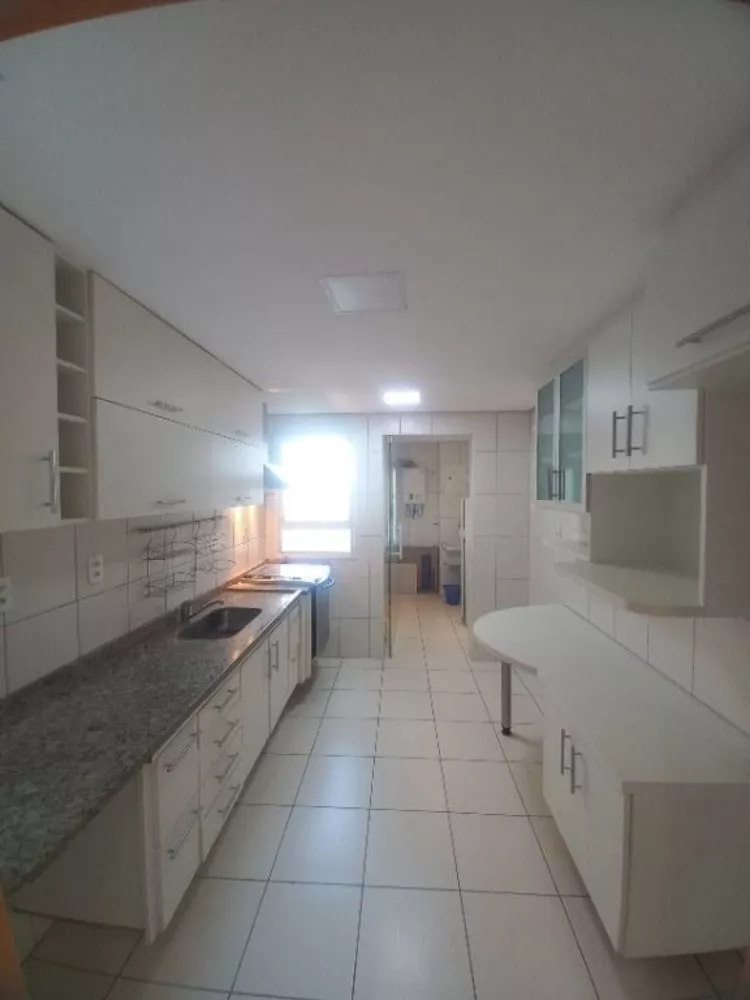 Apartamento à venda com 3 quartos, 95m² - Foto 7