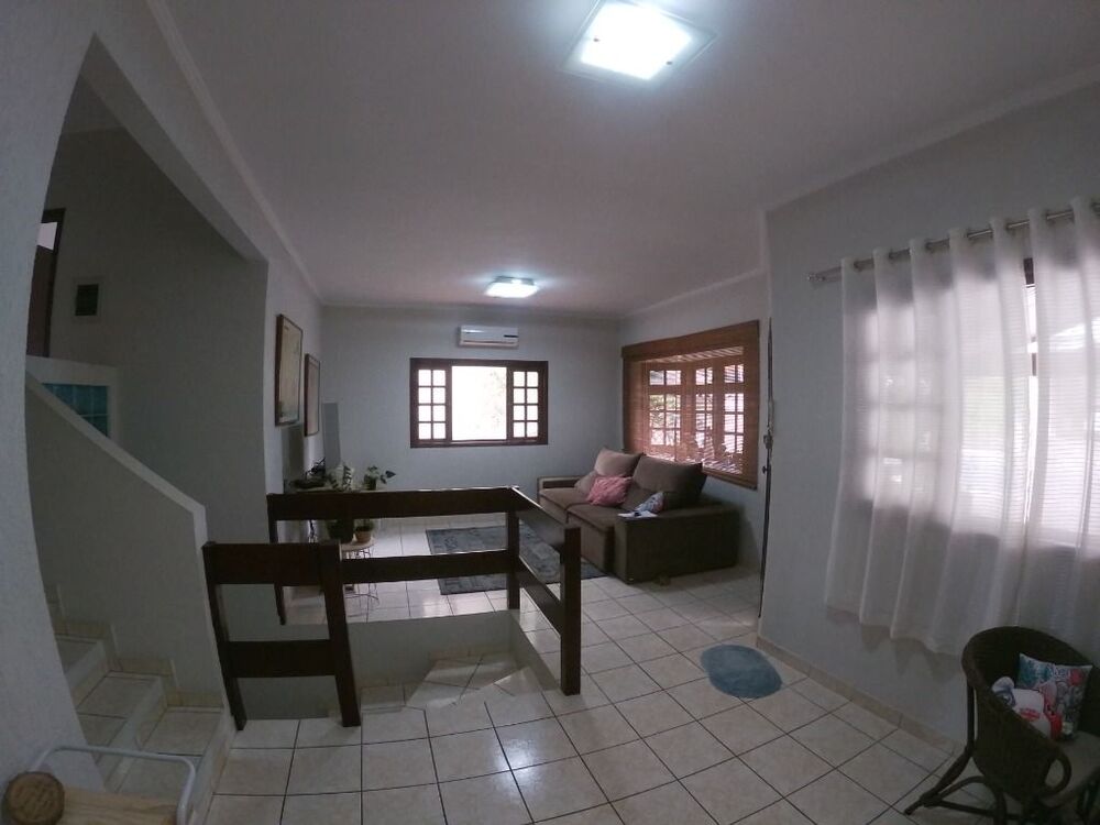 Casa de Condomínio à venda com 4 quartos, 200m² - Foto 4