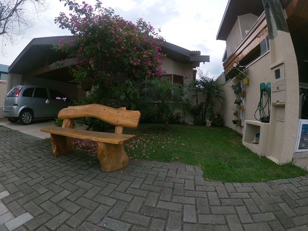 Casa de Condomínio à venda com 4 quartos, 200m² - Foto 2