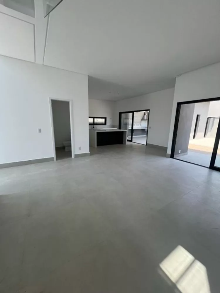 Sobrado à venda com 3 quartos, 214m² - Foto 3