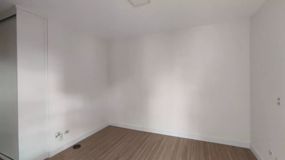 Apartamento à venda e aluguel com 3 quartos, 160m² - Foto 2