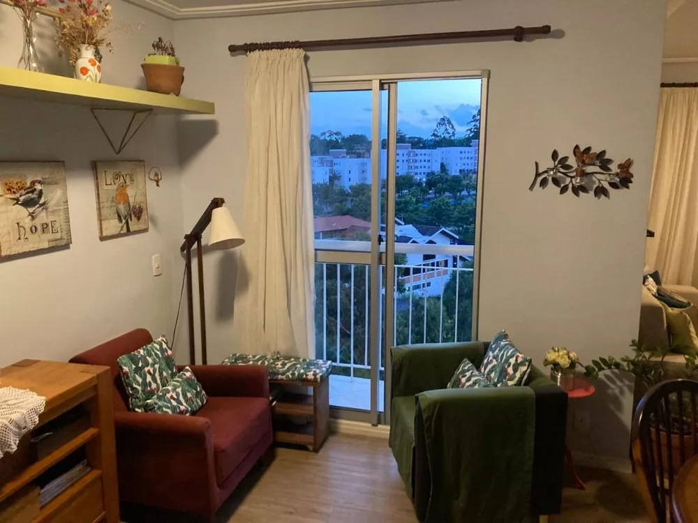 Apartamento à venda com 3 quartos, 65m² - Foto 2